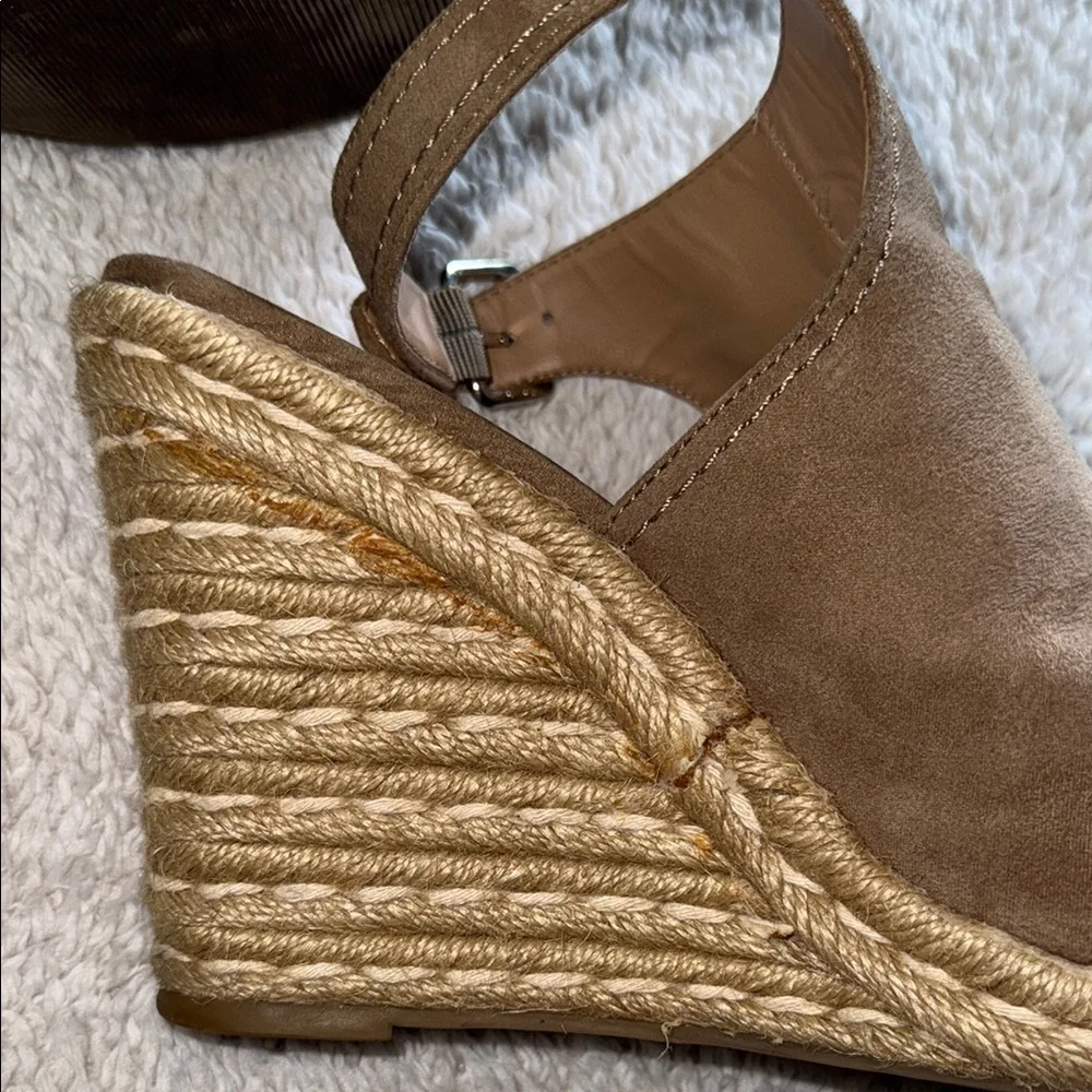 👡 Women’s Merona Peep Toe Espadrille Wedges – Taupe, Size 10